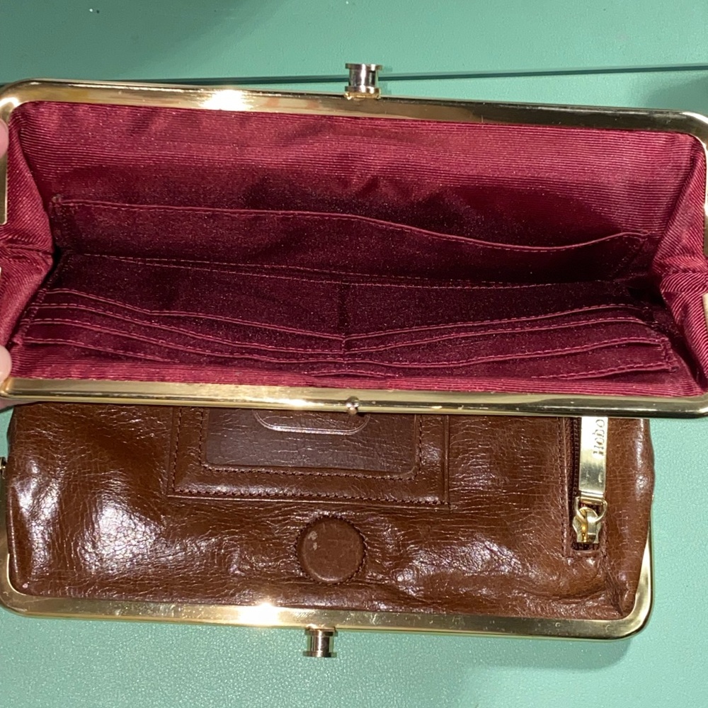 Vintage Brown Snakeskin Clutch with Gold Accents - Picture 8 of 10